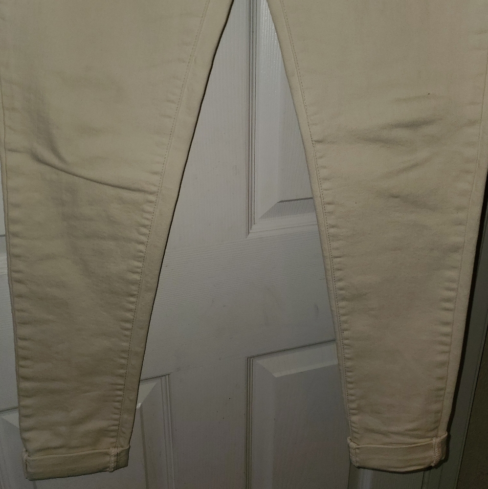 Levi's Jeans - Picture 2 of 6